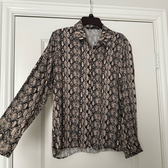 ZARA SATIN EFFECTS BLOUSE SIZE MEDIUM - Picture 1 of 3